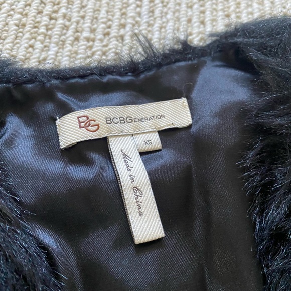 BCBG BCBGeneration faux-fur cropped vest - Picture 6 of 7